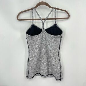 Lululemon Power Y Tank Racerback Top Women Size 6 Gray Stretch LW1BMQS